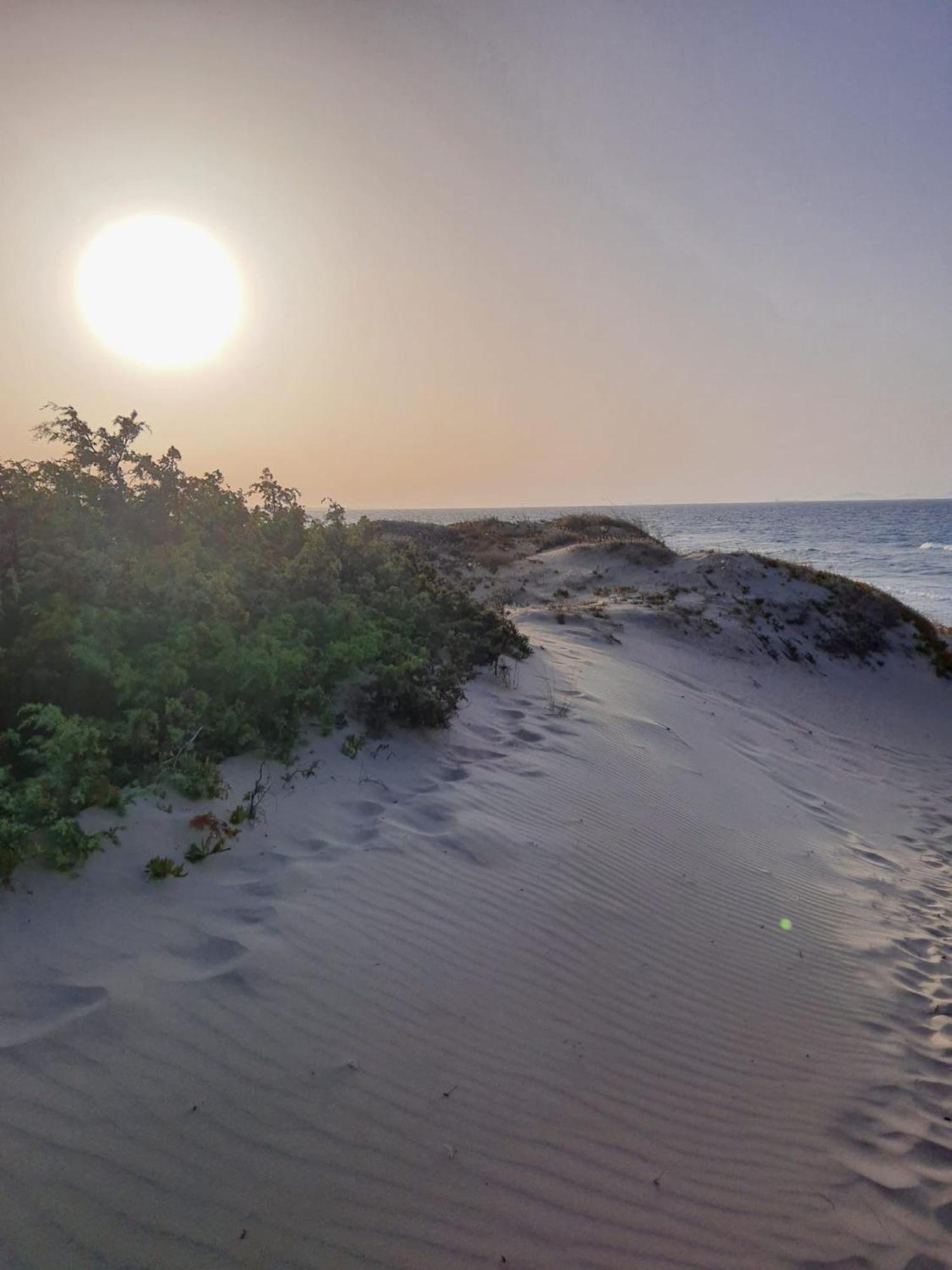 Il Tramonto Sulle Dune Badesi Εξωτερικό φωτογραφία